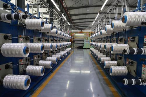 Neueste Unternehmensnachrichten über Bericht über die weltweite Industrie für Polyester-Stapelfasern (2025-2030): Technologische Iteration und Entwicklung der Marktlandschaft