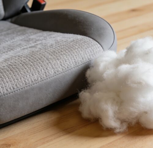 Neueste Unternehmensnachrichten über Fasern, die für den Innenraum von Fahrzeugen geeignet sind, haben die geringste Schrumpfung, die höchste Festigkeit und die Flammschutzfähigkeit.