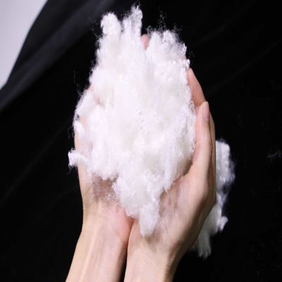 kaufen Recycling-Polyester-Stapelfasern 51 mm Hohlfaserfüllung für nicht gewebte Stoffe on-line-Fertigung