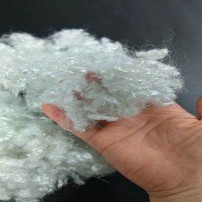kaufen Recycelte HCS-Fasern 7D*64mm Silikonierte Polyester-Stapelfasern on-line-Fertigung