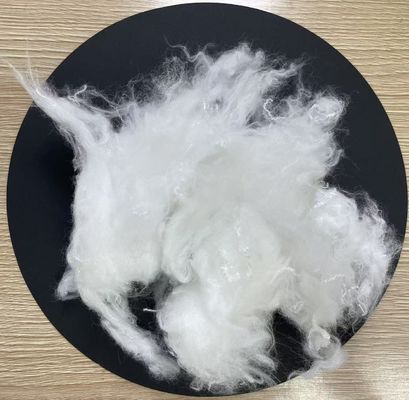 Ein guter Preis. Weiße Kühlfaser Polyester Stapelfaser 1,5D 38mm Hohe Haltbarkeit Online