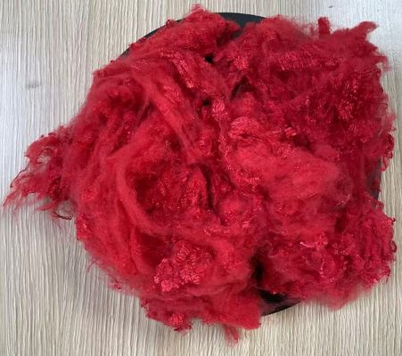 Ein guter Preis. Neugeborene Polyester-Stapelfasern 1,56D 38mm hellrot Online