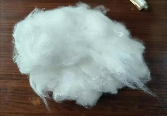 Ein guter Preis. Recycled Polyester Staple Fiber PSF 1.2 Denier x 38 mm 1.33 dtex * 38 mm Packed in PP Bales 300kg/bale Online