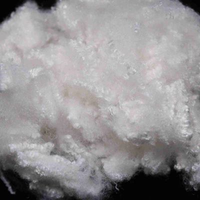 Ein guter Preis. Flammschutzfähige hohle Polyesterfaser 64 mm synthetische chemische Faser Online