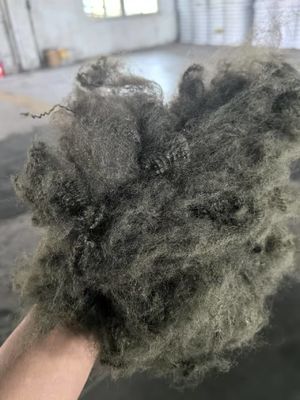 Ein guter Preis. Recyceltes Polyester aus Stapelfasern 2,5D 51mm Grüner Kaffee Online