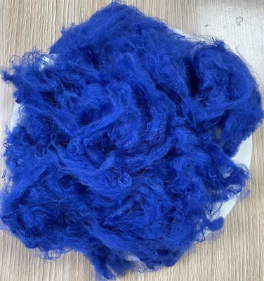 Ein guter Preis. Recycling-Polyester-Stapelfasern 1,5D 38mm Saphirblau A-Klasse Online