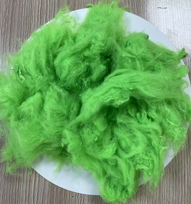 Ein guter Preis. Recycelte Polyester-Stapelfaser 1,5D 38mm Apfelgrün Online