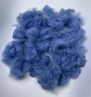 Ein guter Preis. 2.5D 51mm Blau Recycling Polyester Stapelfasern Leichtgewicht und UV-geschützt Online