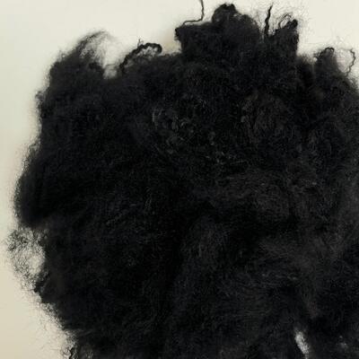 6D × 51mm recycelte schwarze Polyester-Stapelfasern mit wasserdichten Eigenschaften für Füll- und Nichtgewebezwecke