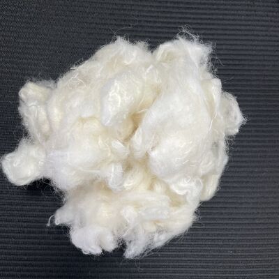 Premium 6D*51mm Lyocell 70J Faser, weiche, hautfreundliche natürliche Zellulose Textilrohstoff für die Bekleidung Bettwäsche Herstellung
